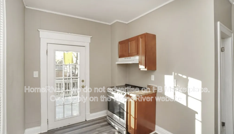 5121 Silver St - Photo 5 of 16