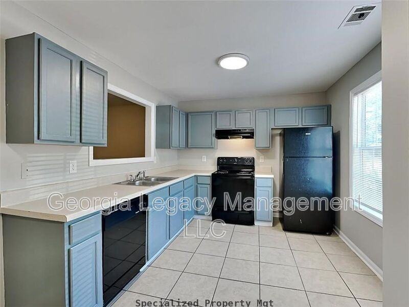 407 Maple Way #E - Photo 4 of 17