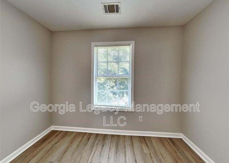 407 Maple Way #E - Photo 5 of 17
