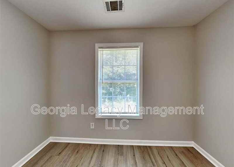 407 Maple Way #E - Photo 7 of 17
