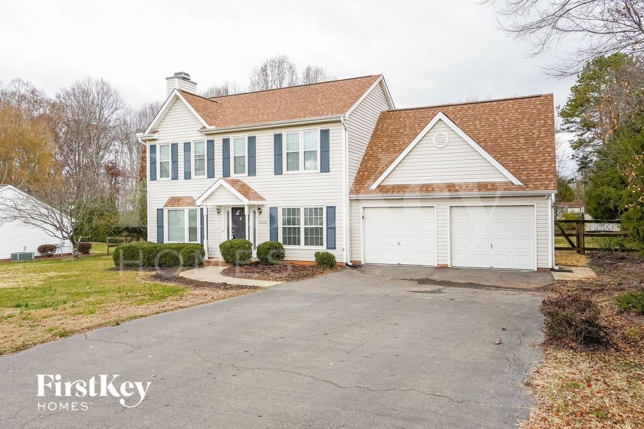 6350 River Crest Dr - Photo 2 of 15
