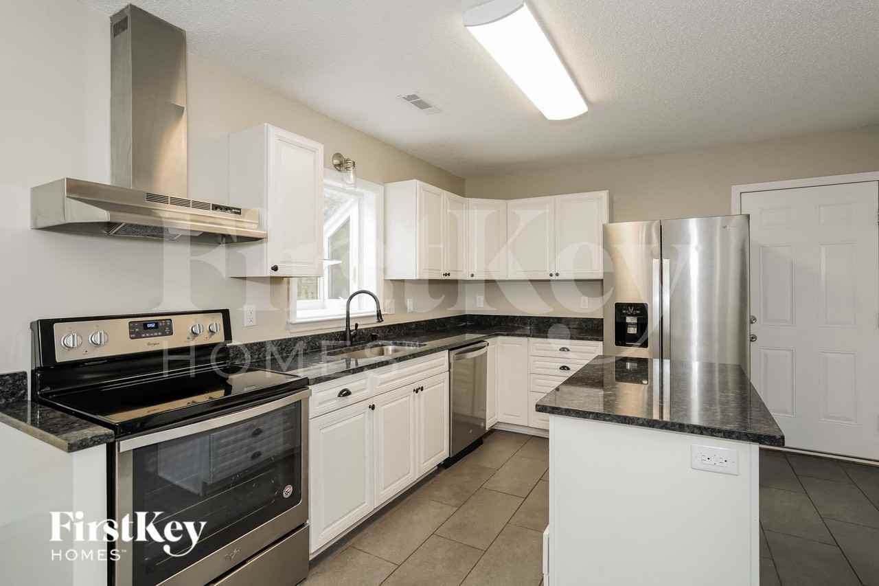 6350 River Crest Dr - Photo 6 of 15