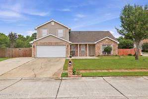 featured image of 2232 Club Moss Cir