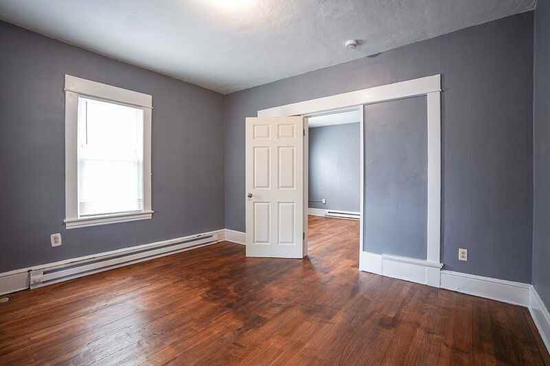 72 Kensington Ave #2L - Photo 7 of 13