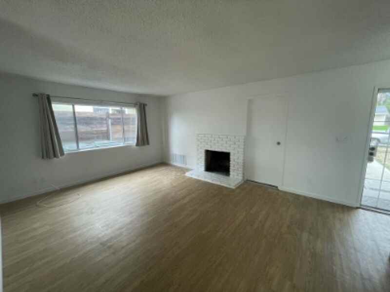 1349 Taft St - Photo 7 of 20