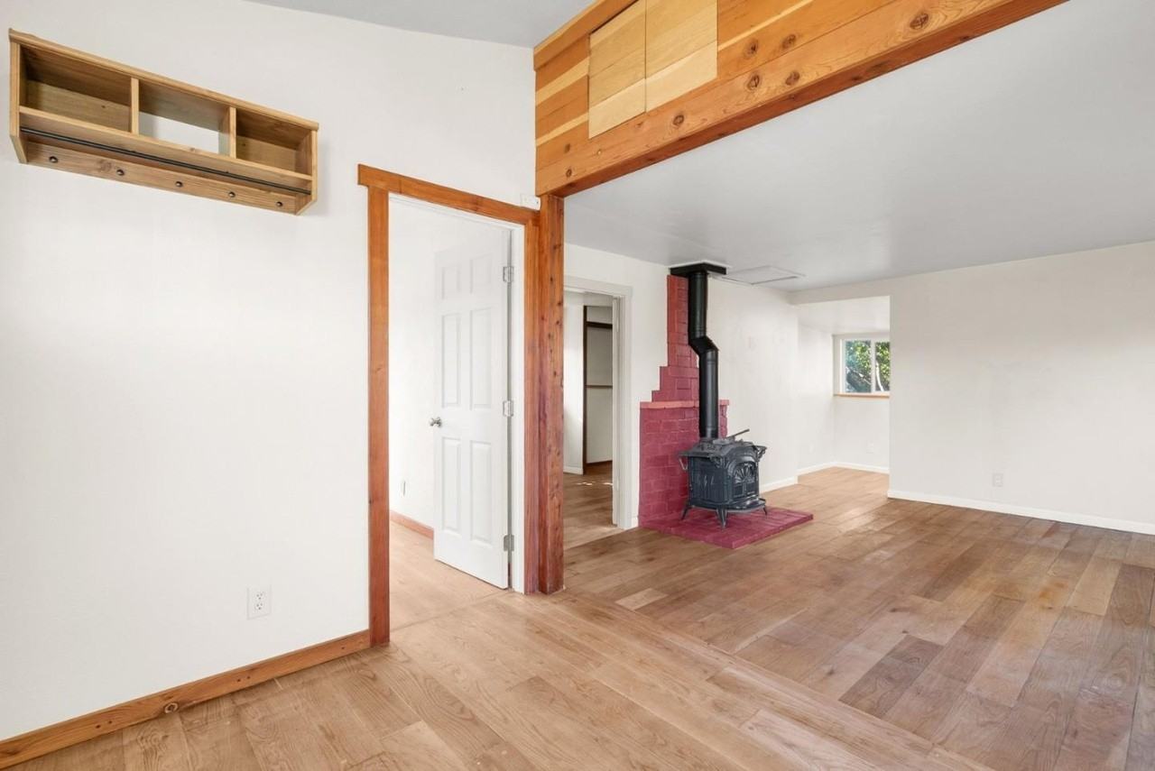 205 Fair Ave - Photo 4 of 32