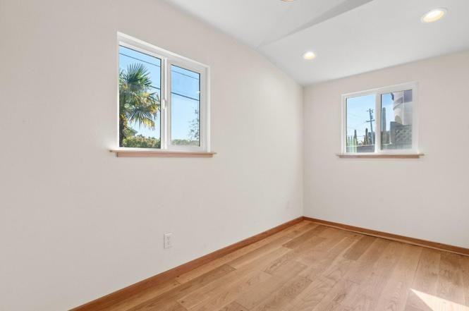 205 Fair Ave - Photo 6 of 32