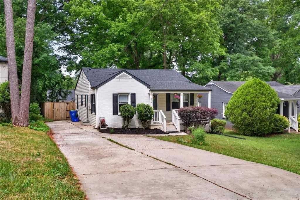 619 Daniel Ave - Photo 3 of 33