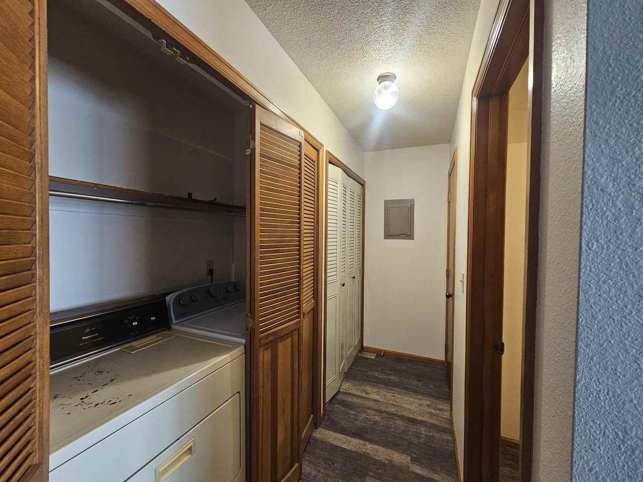 4323 W 9th Street Rd #19 - Photo 6 of 18