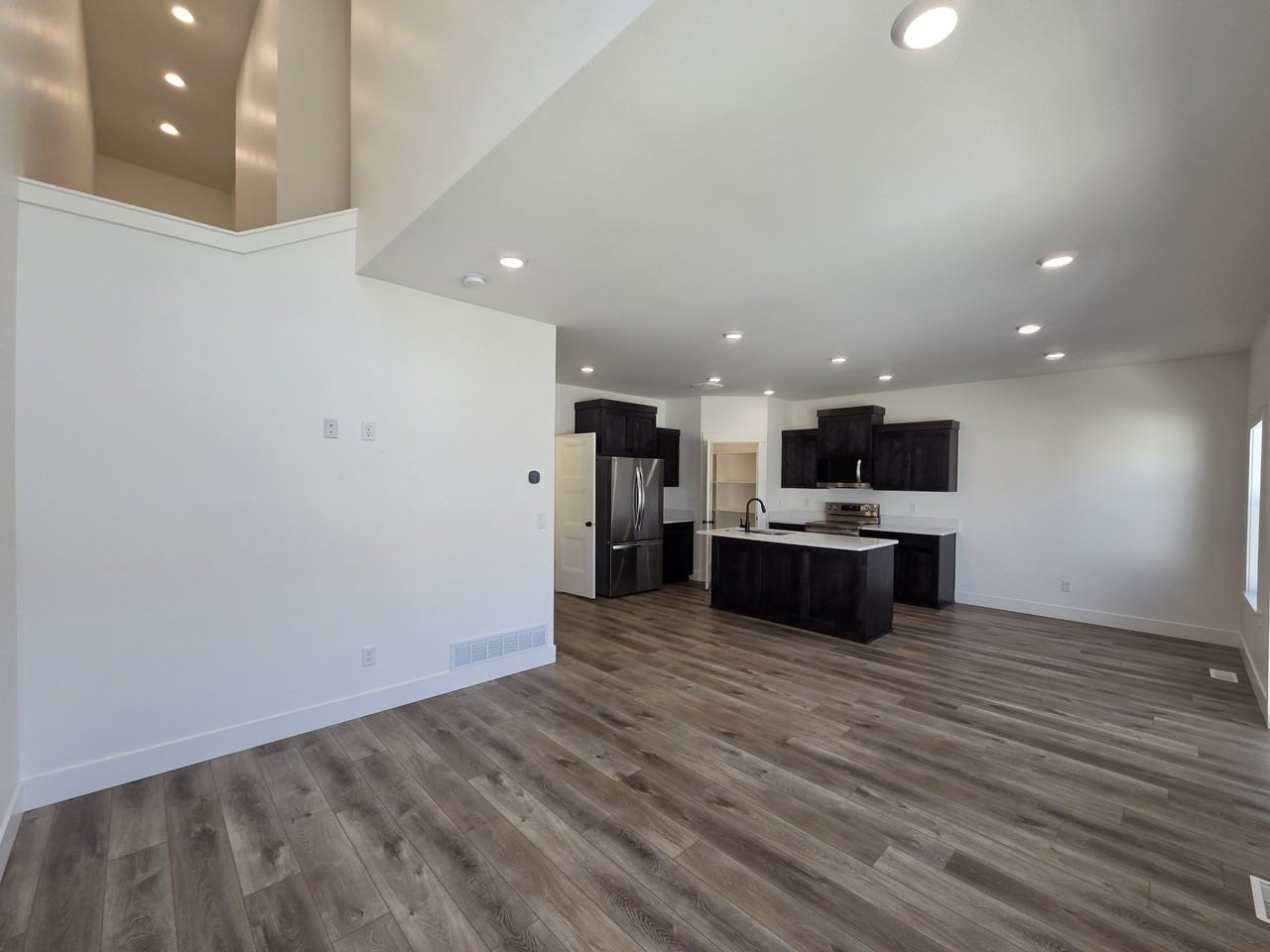 3037 Malakai Ct - Photo 5 of 22