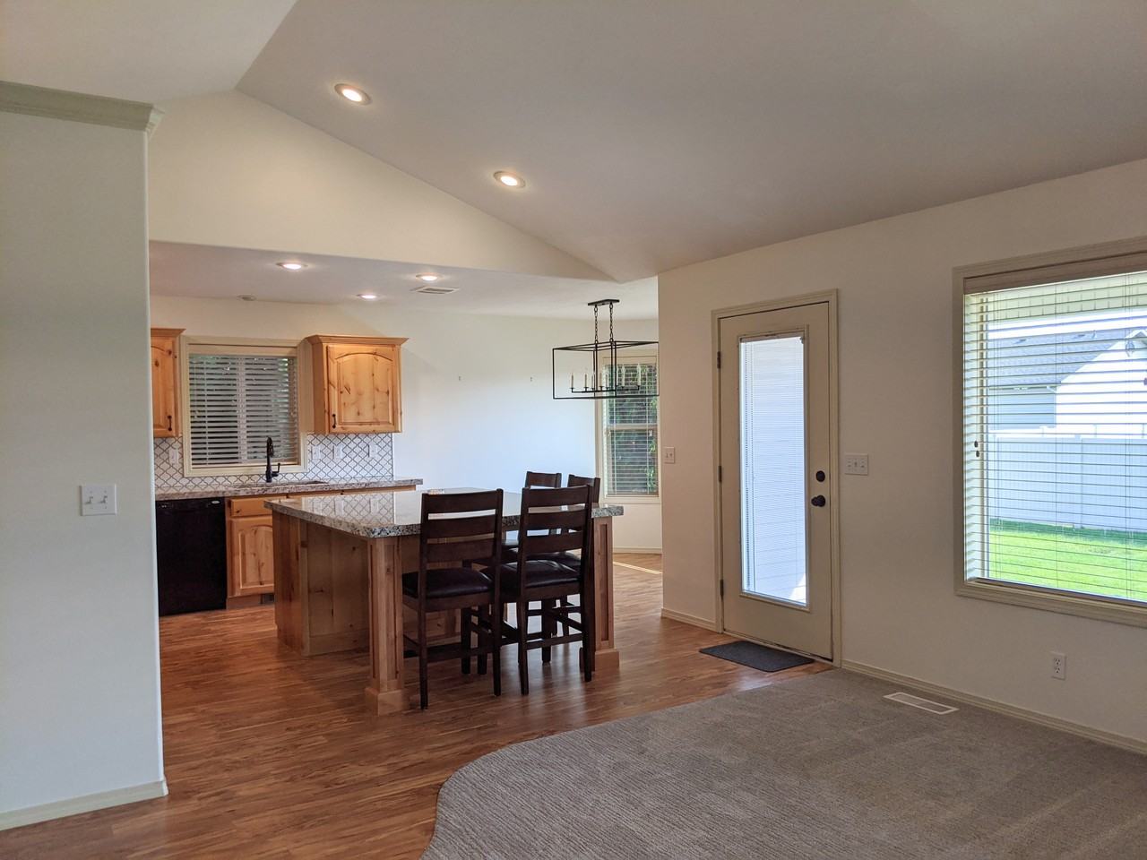 1760 Strawberry Pl - Photo 2 of 17