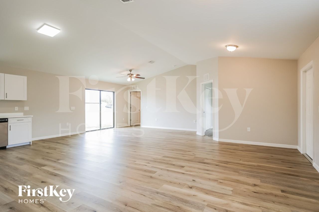 3008 45th St Sw - Photo 5 of 18