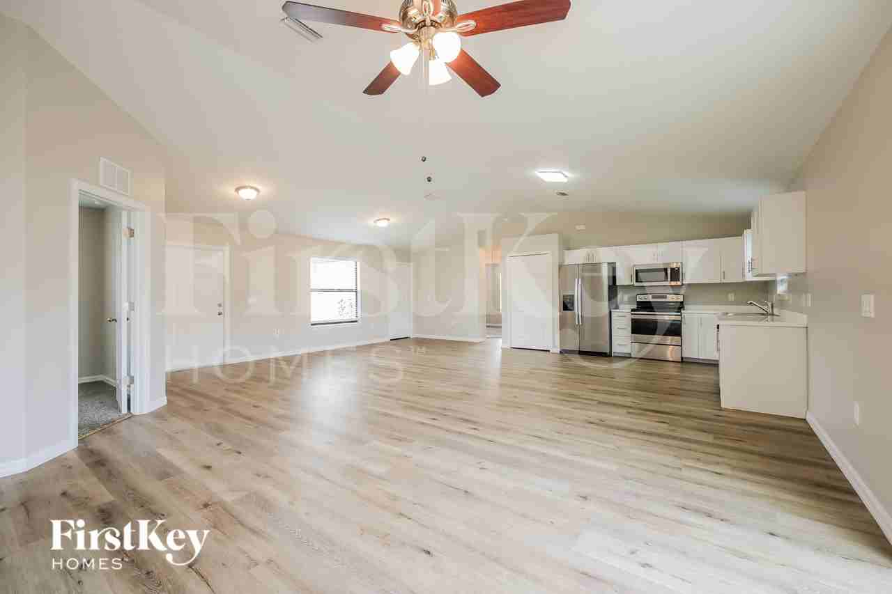 3008 45th St Sw - Photo 6 of 18