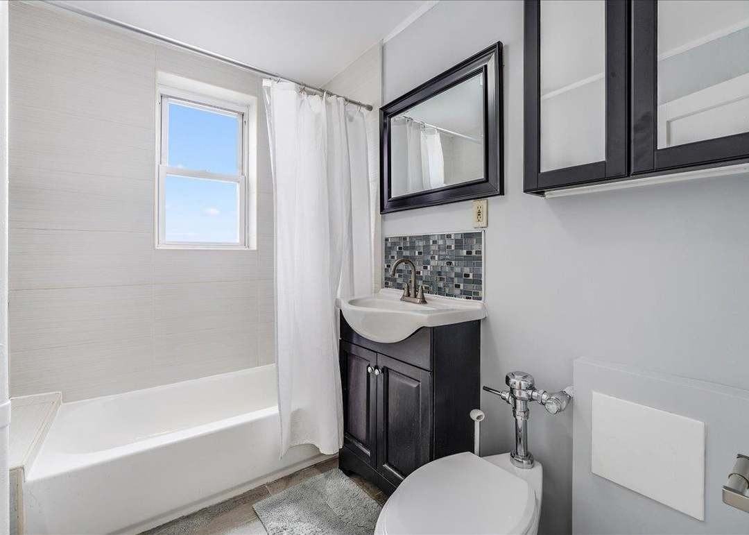 50 Reservoir Ave #404 - Photo 7 of 12