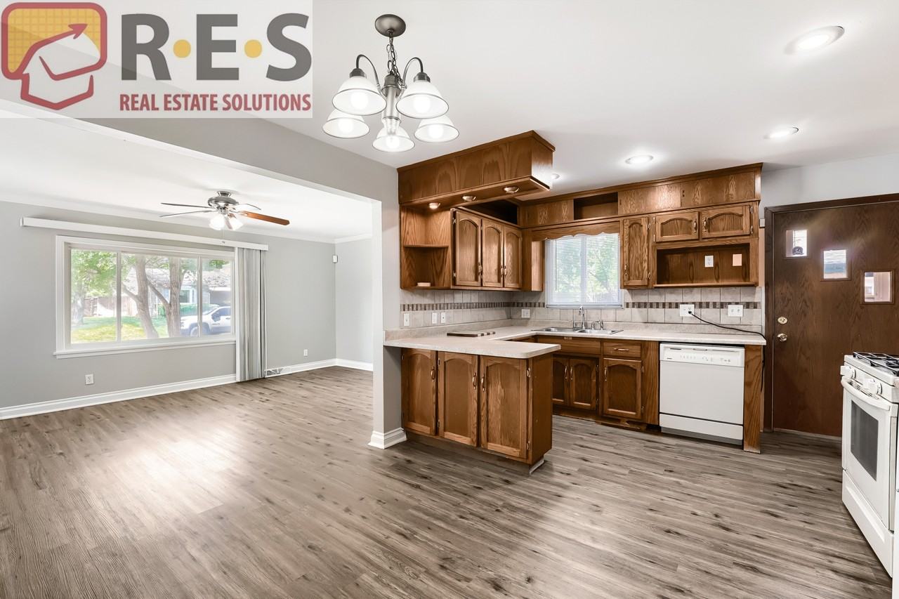2550 S Linley Ct - Photo 6 of 19