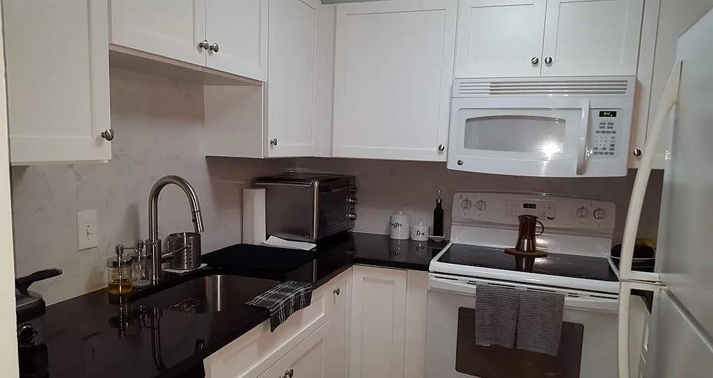 170 Gore St - Photo 4 of 7