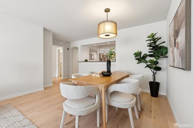 1438 Green St #3B - Photo 5 of 10