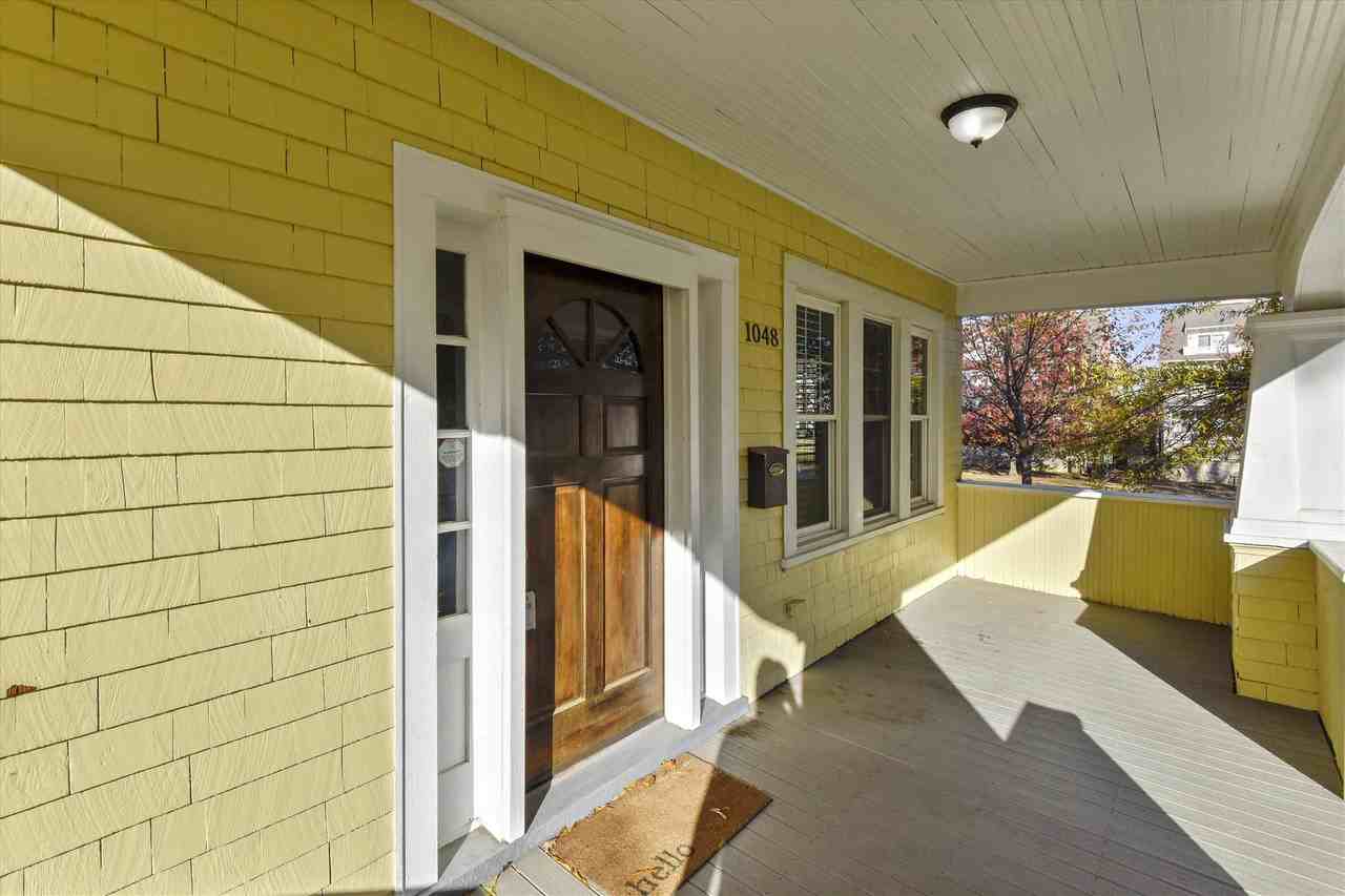 1048 N Daniel St - Photo 3 of 34