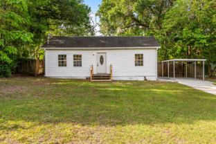 1420 Ne 23rd St - Photo 1 of 1