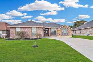 1118 Chaucer Ln - Photo 1 of 1
