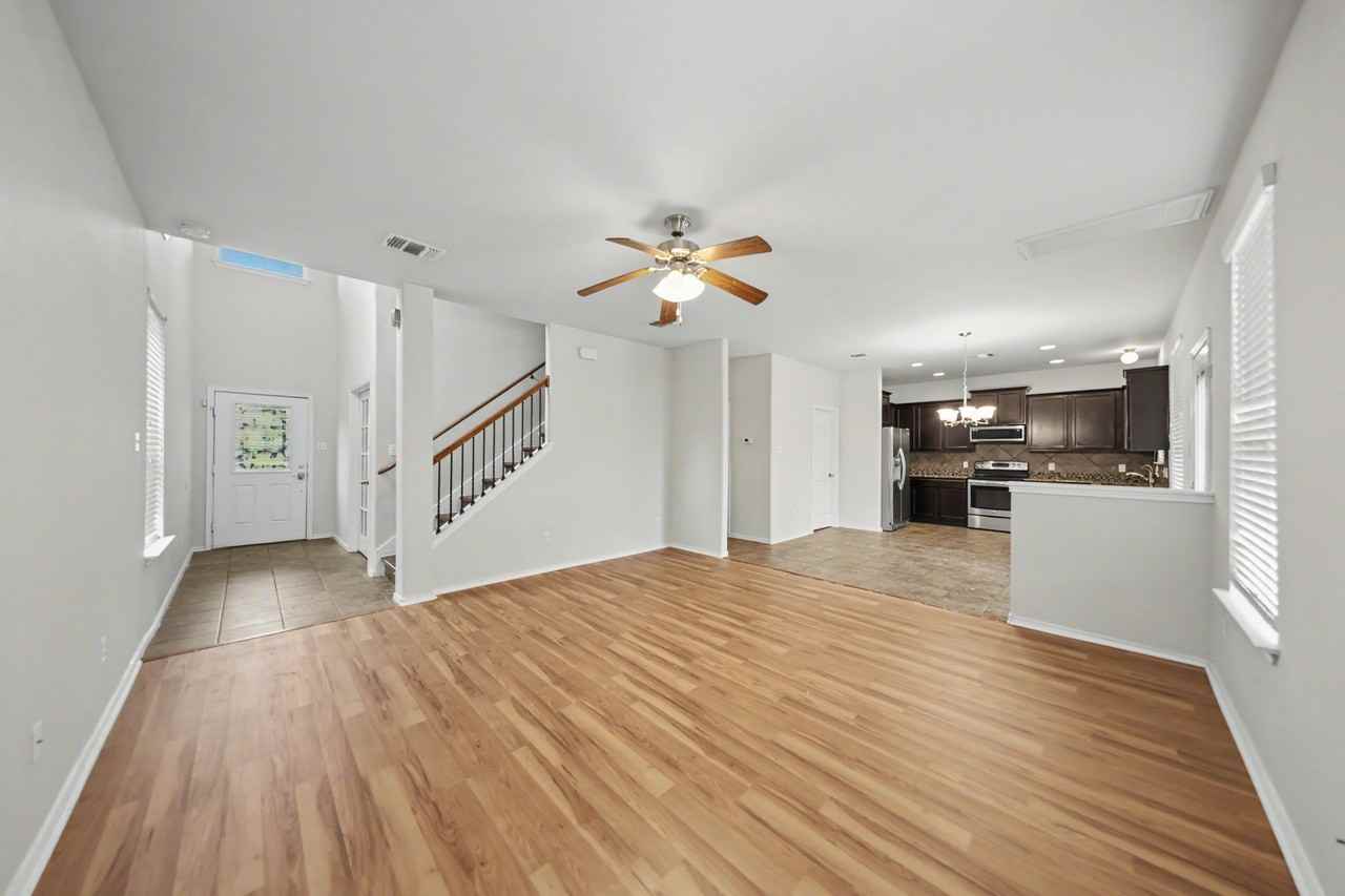 1211 Fawn Lily Dr - Photo 7 of 28