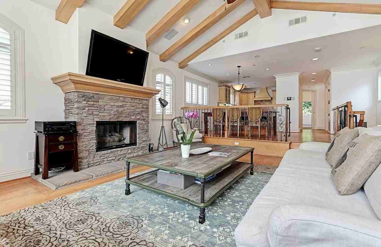 1718 Stanford Ave - Photo 4 of 8