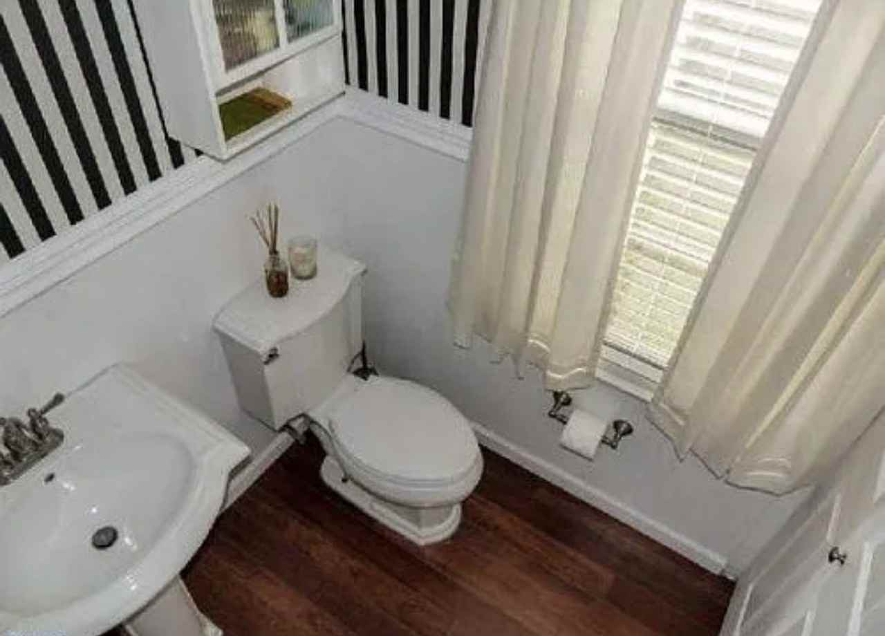 284 Stanford Pl - Photo 6 of 10