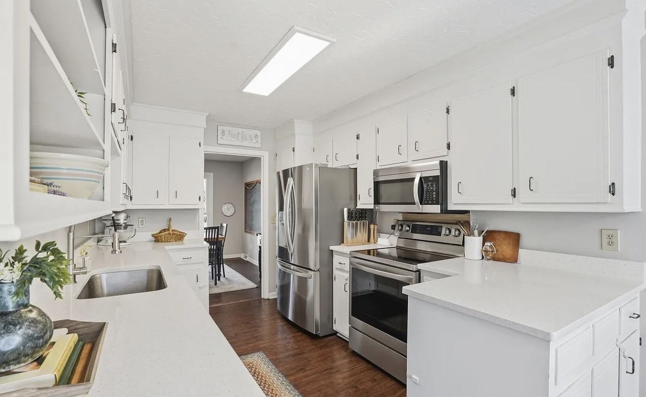 214 Turtle Cove Rd - Photo 2 of 10