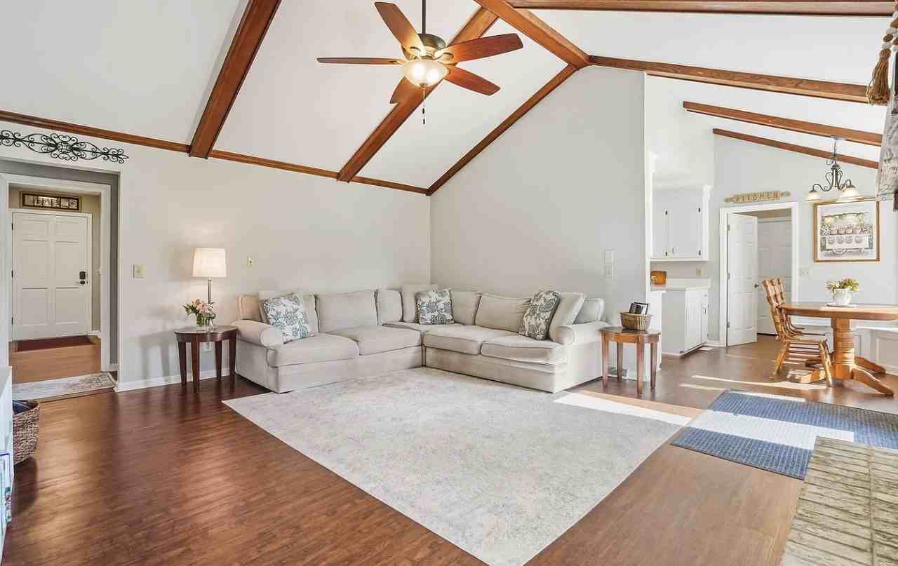 214 Turtle Cove Rd - Photo 3 of 10
