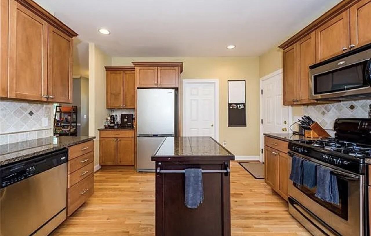 12 Forest Lake Dr - Photo 2 of 10