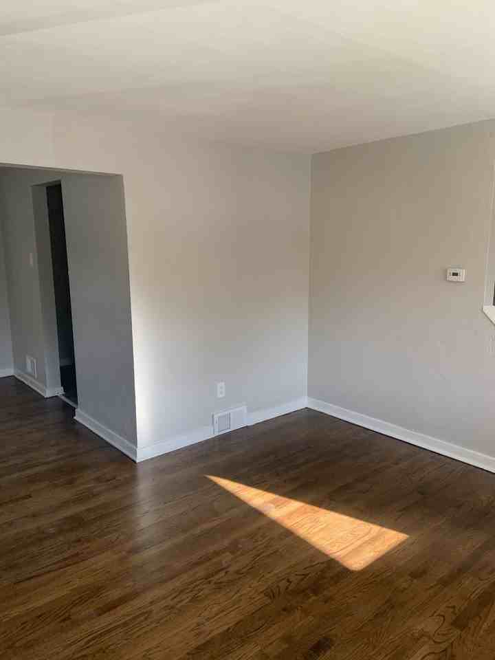 3914 Meadowbrook Blvd - Photo 3 of 16