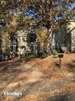 featured image of 1395 Oakengate Dr