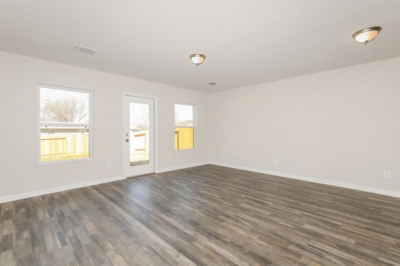 14196 Harlequine Dr - Photo 2 of 16