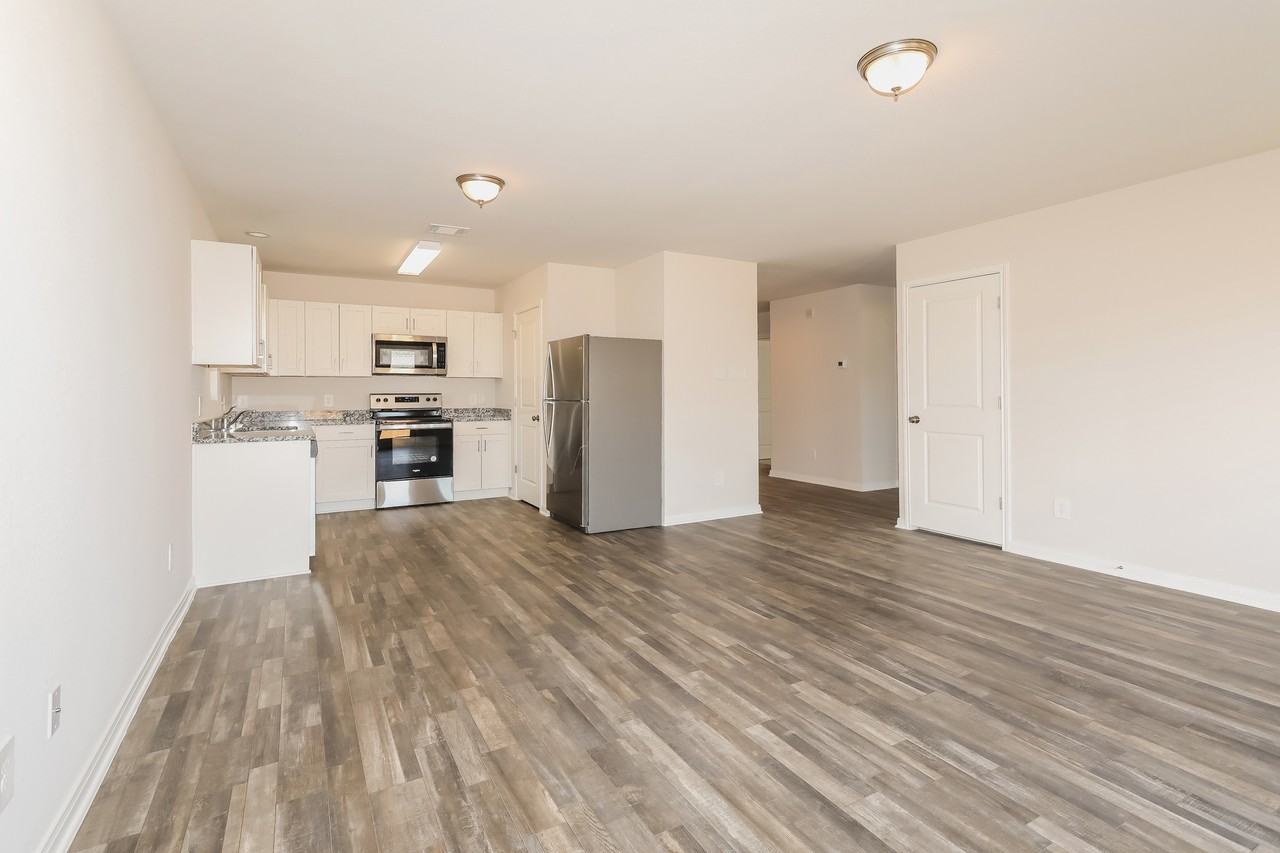 14196 Harlequine Dr - Photo 6 of 16