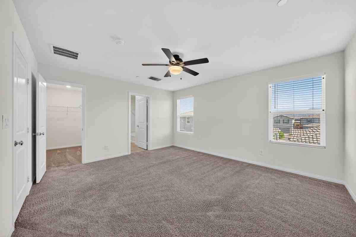 6482 Blue Ember Ave - Photo 3 of 29