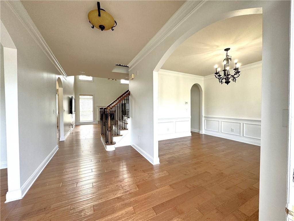5195 Wickingham Ln - Photo 4 of 44