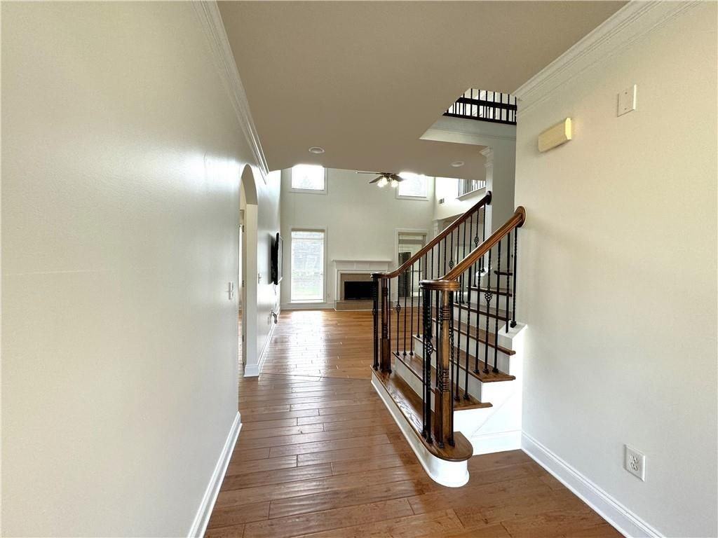 5195 Wickingham Ln - Photo 7 of 44