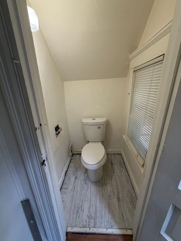 38 Brookside Ave ##3fl - Photo 3 of 6