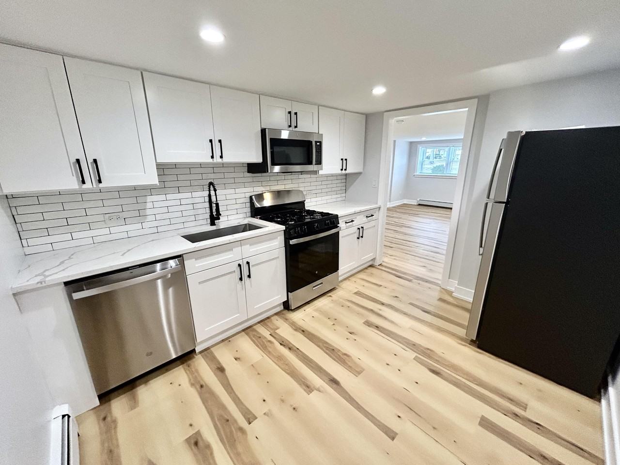 8905 Plainfield Rd #G - Photo 2 of 14