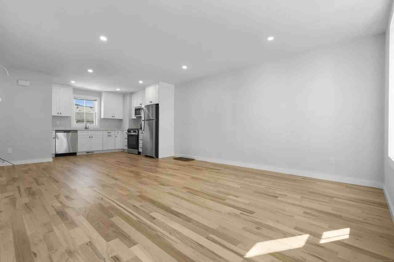 14 Taylor St #8 - Photo 6 of 12
