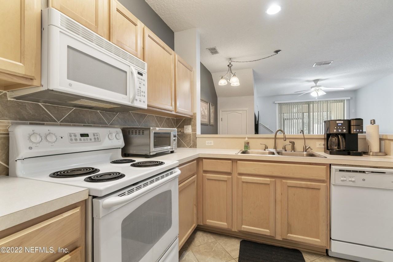6130 Bartram Village Dr #0 - Photo 6 of 24