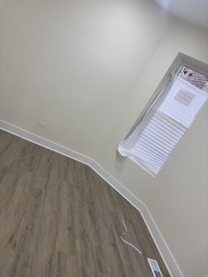 5704 S May St #1 - Photo 6 of 14