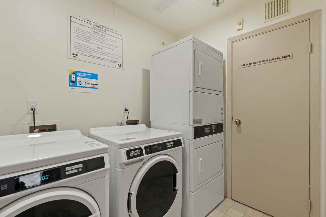 2010 S Main St #202 - Photo 5 of 6