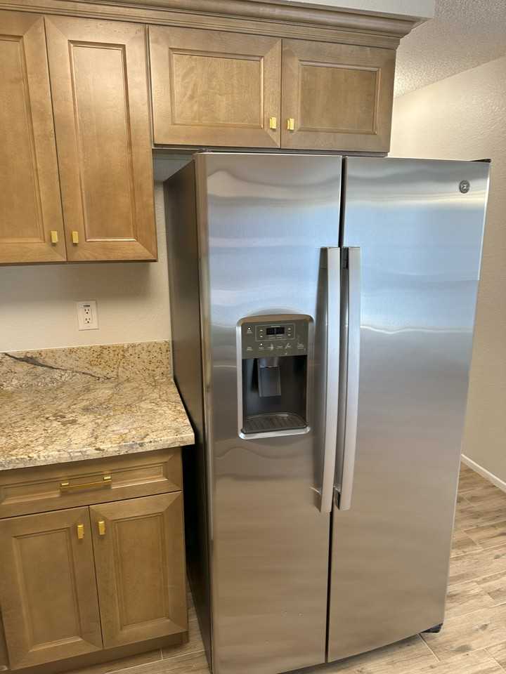 1545 W 207th St #3 - Photo 3 of 20
