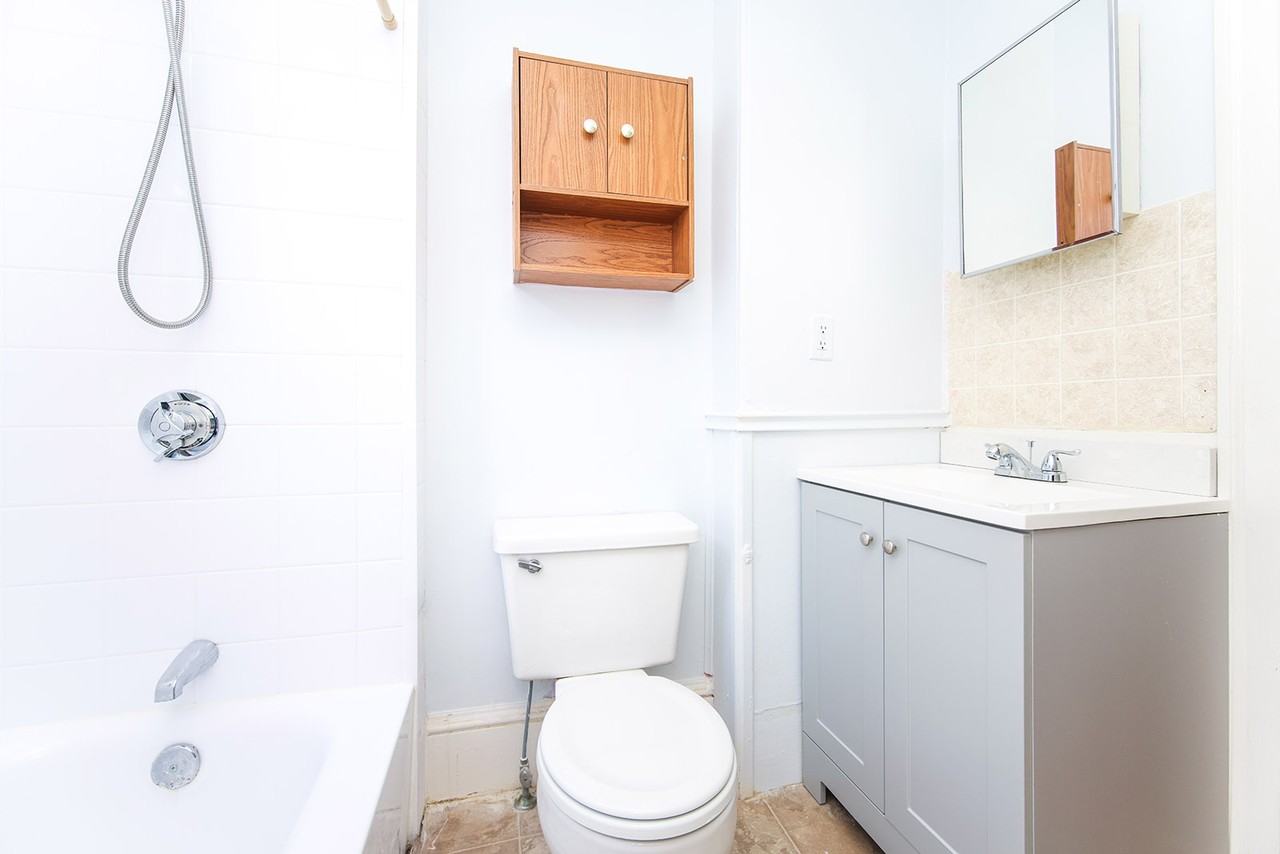 21 Hawthorne St #2 - Photo 7 of 21