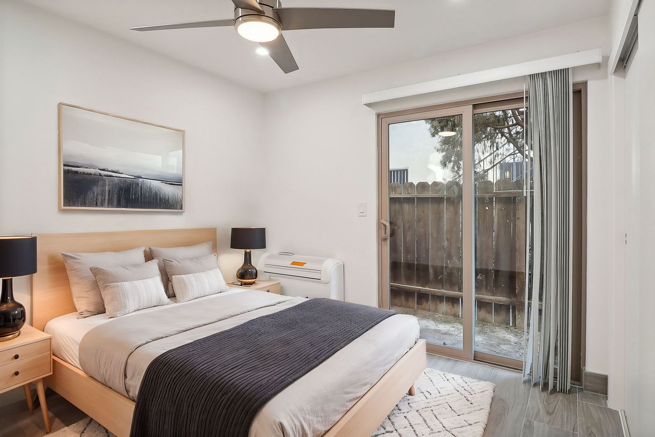 Newly Renovated 2 Bed/1 Bath El Cajon - Photo 7 of 38
