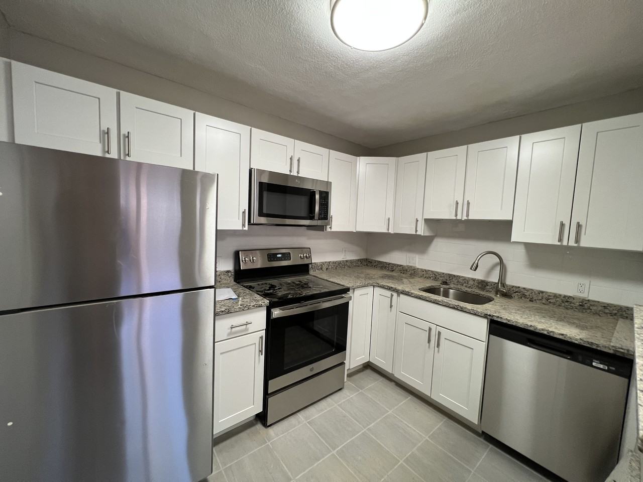 268 Grove St #14D