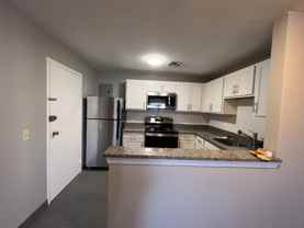 14 Riverside St #1-3D - Photo 1 of 1