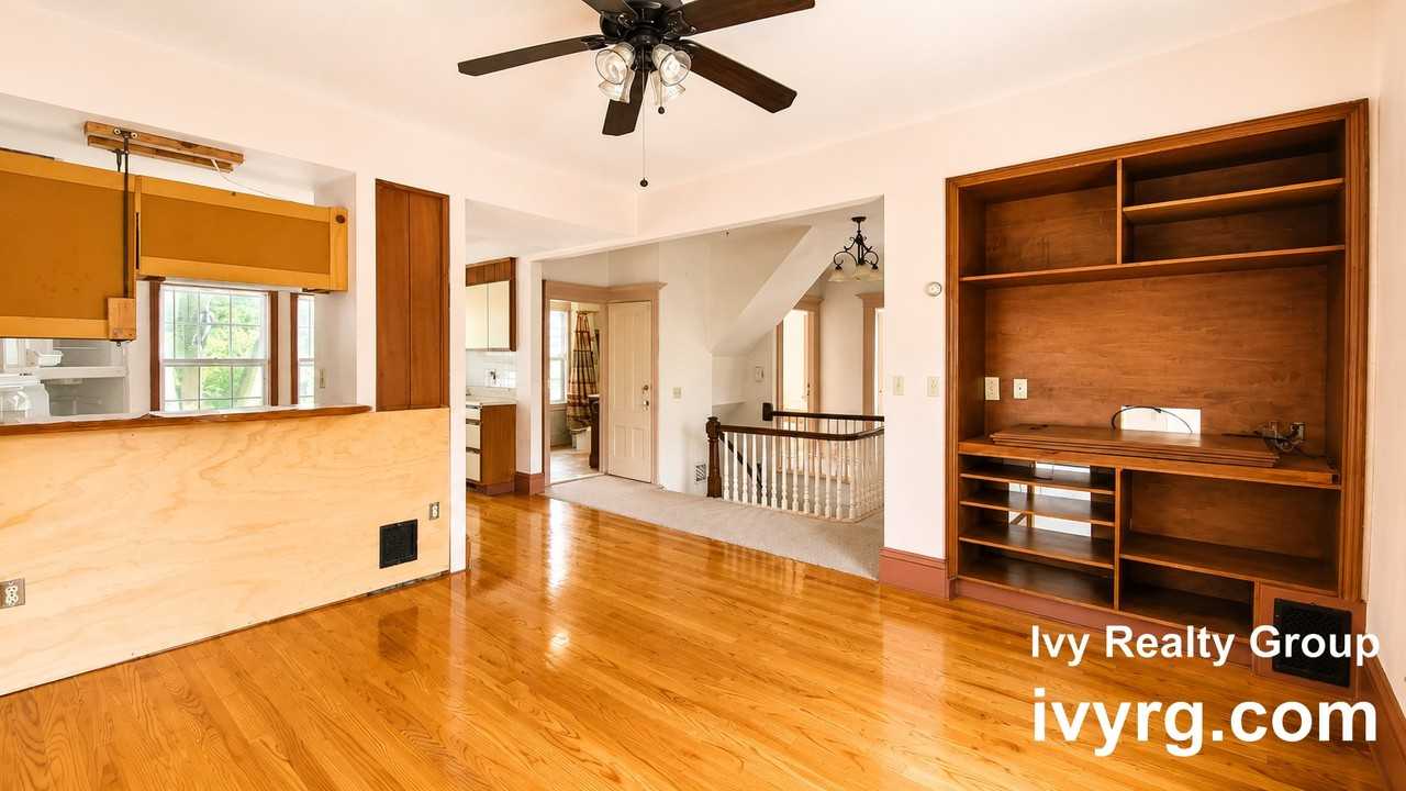 45 Nashua St #2 - Photo 4 of 13