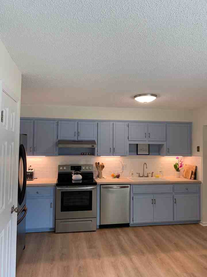 846 Mary St #B - Photo 7 of 17